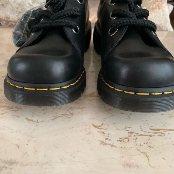 Dr Martens cranford  - Picture 4 of 9